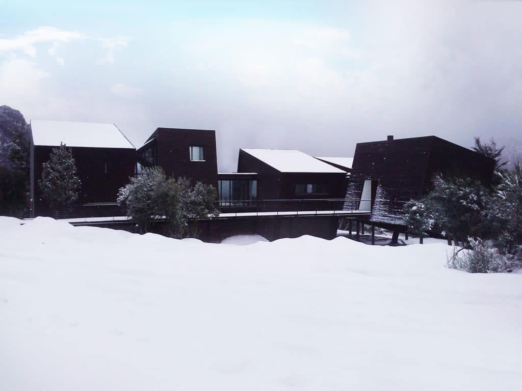 MD House by Alric Galindez Arquitectos