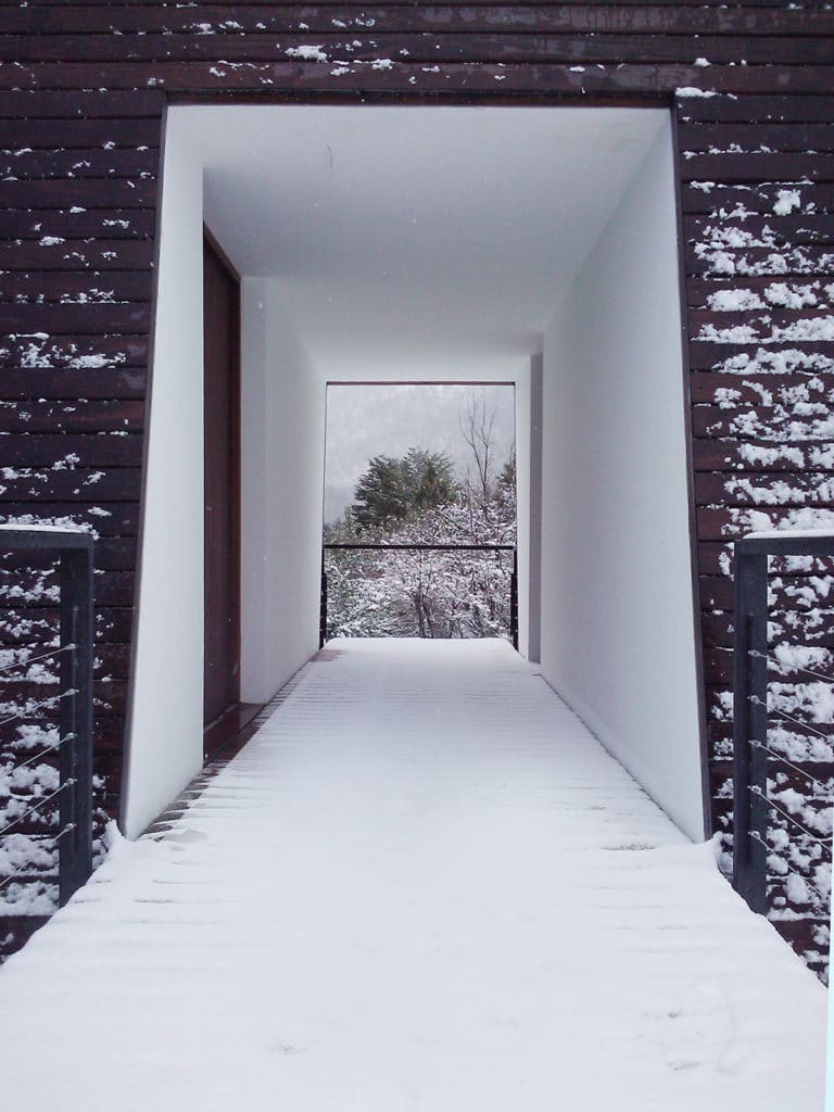 MD House by Alric Galindez Arquitectos