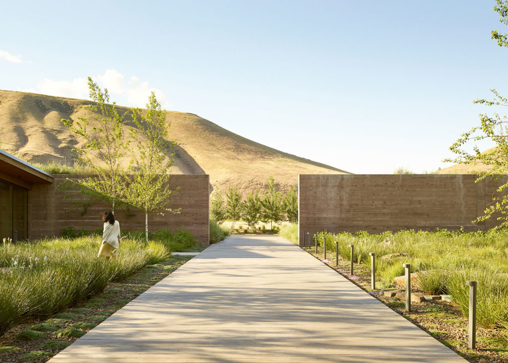 Washington Fruit & Produce Co. Headquarters by Graham Baba Architects