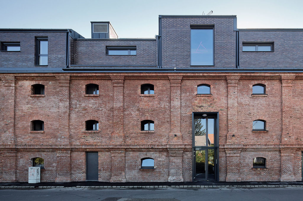 Forced pause: restoration of a 19th century mill