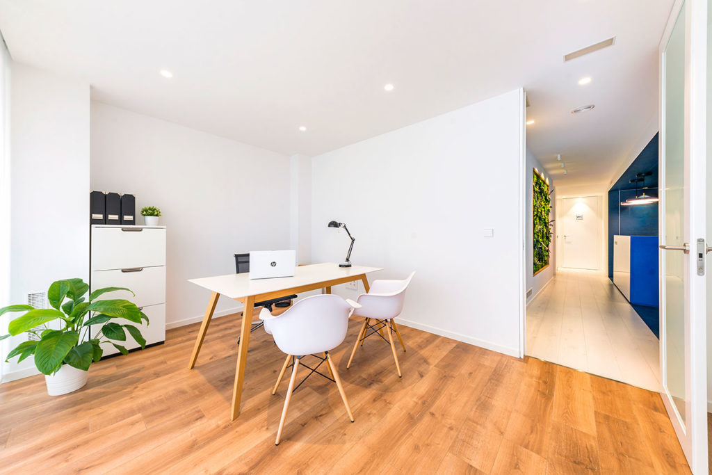 Gabinete Veintiuno by Pablo Muñoz Payá Arquitectos