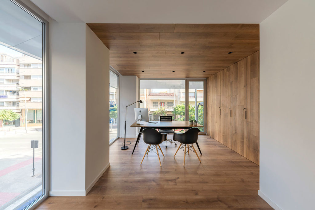 Gabinete Veintiuno by Pablo Muñoz Payá Arquitectos