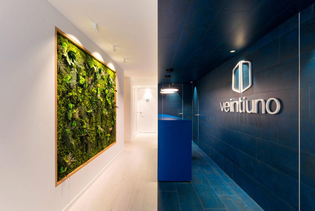 Gabinete Veintiuno by Pablo Muñoz Payá Arquitectos