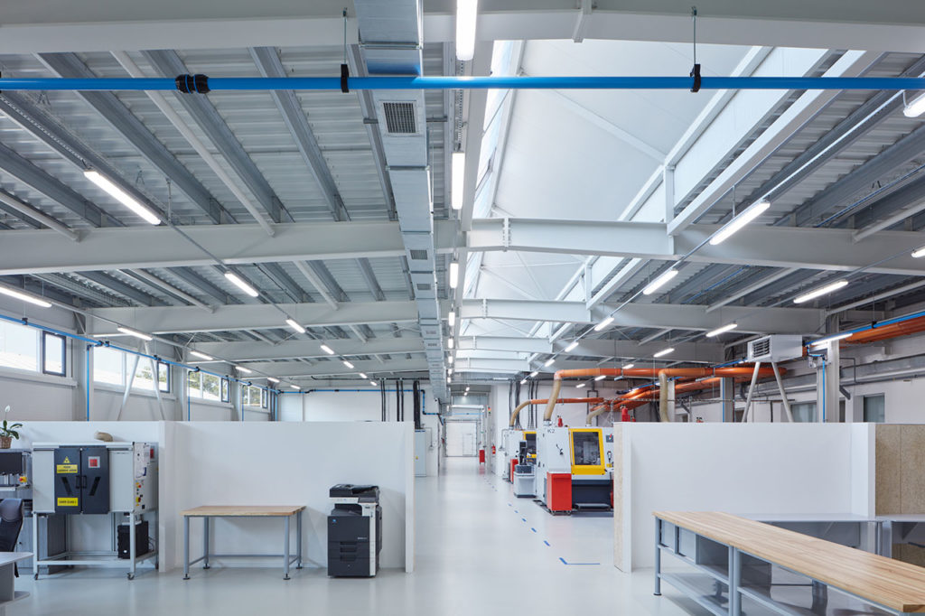 Pilana Karbid Company by ellement architects