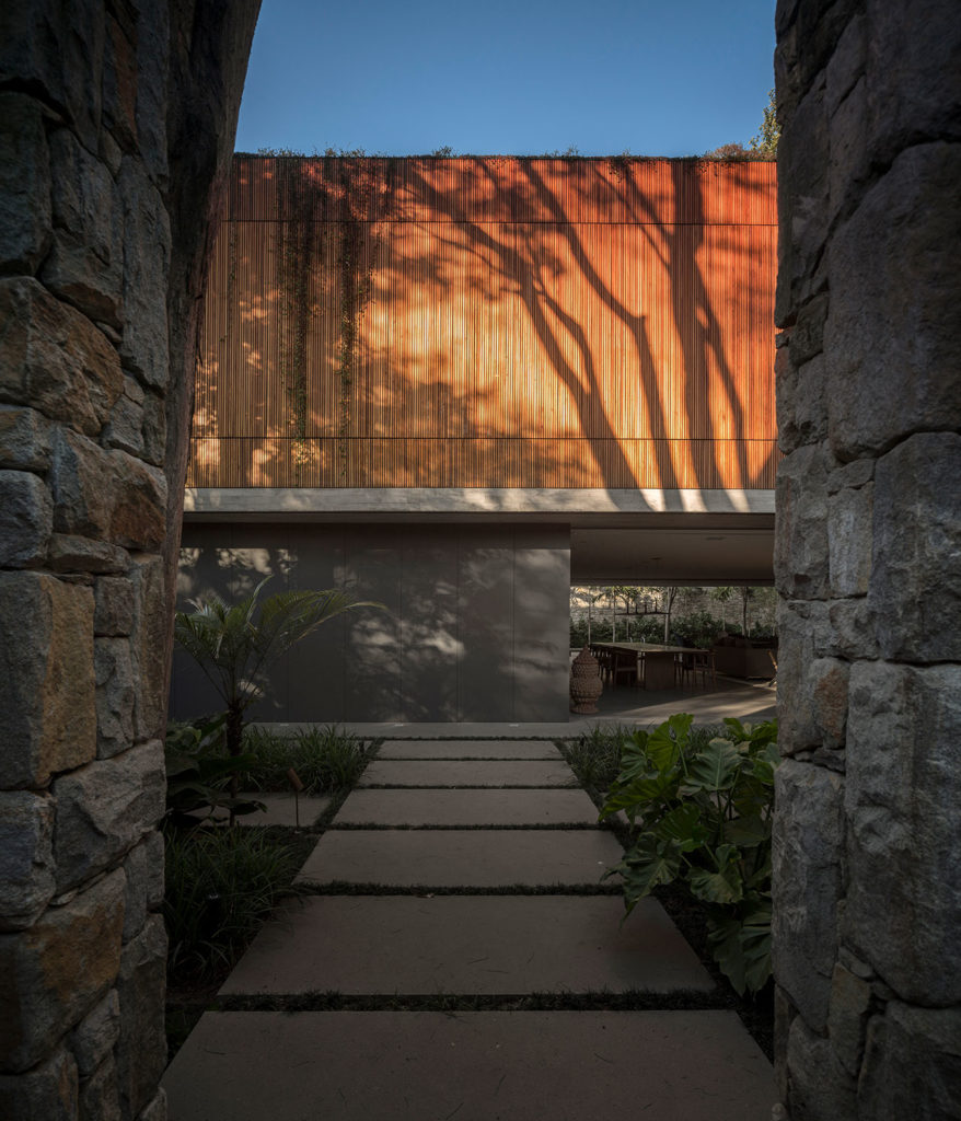 3V House by studio mk27