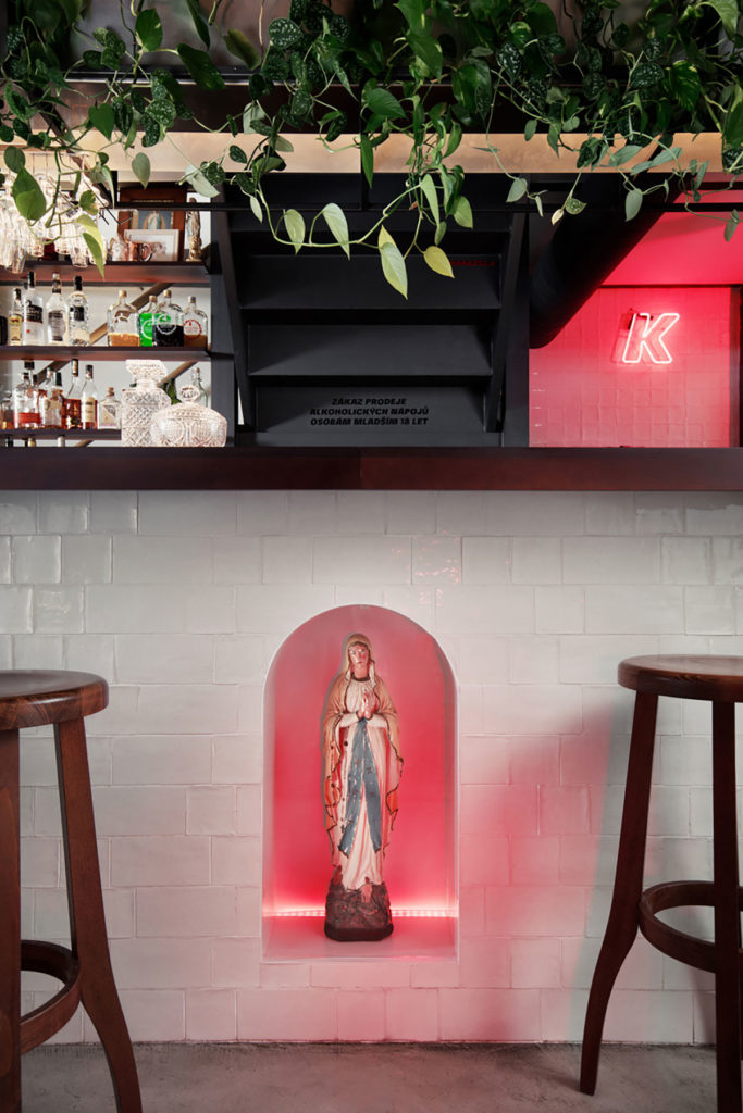 Cafe Konvikt by Denisa Strmiskova Studio