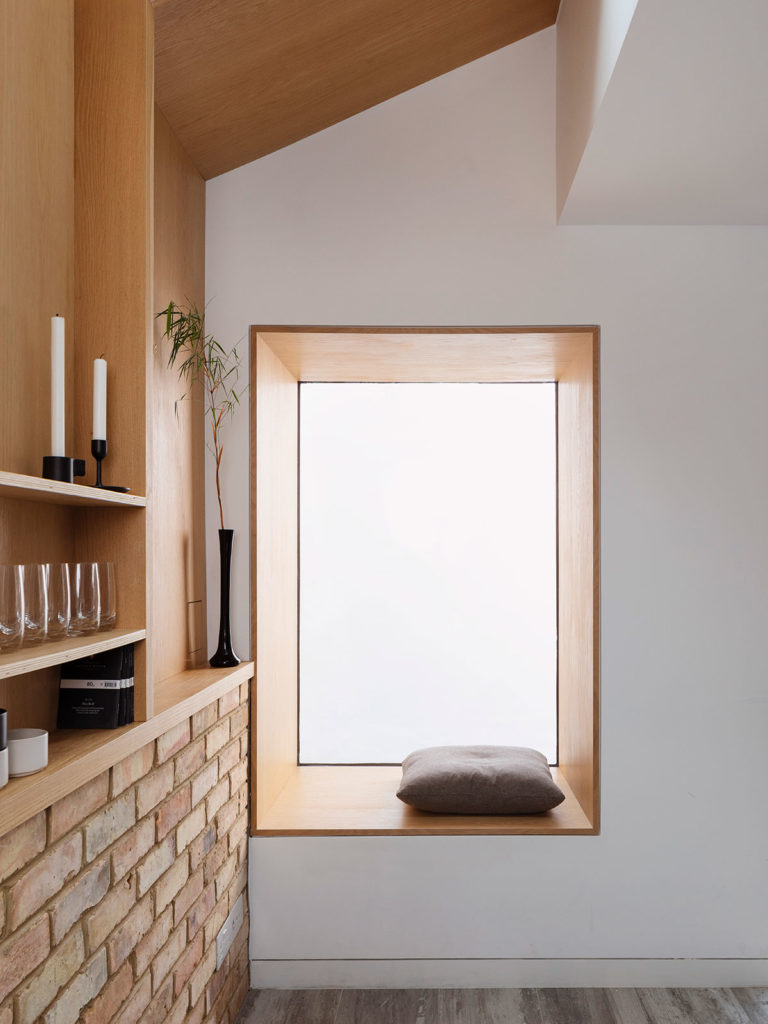 Almington Street House by Amos Goldreich Architecture