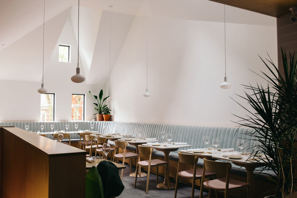 Sara Restaurant by Odami Architects