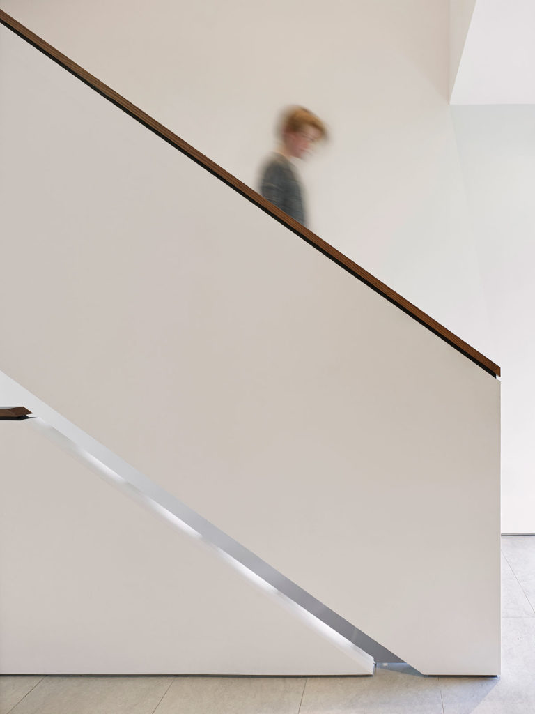 Leacroft House by Paul Raff Studio