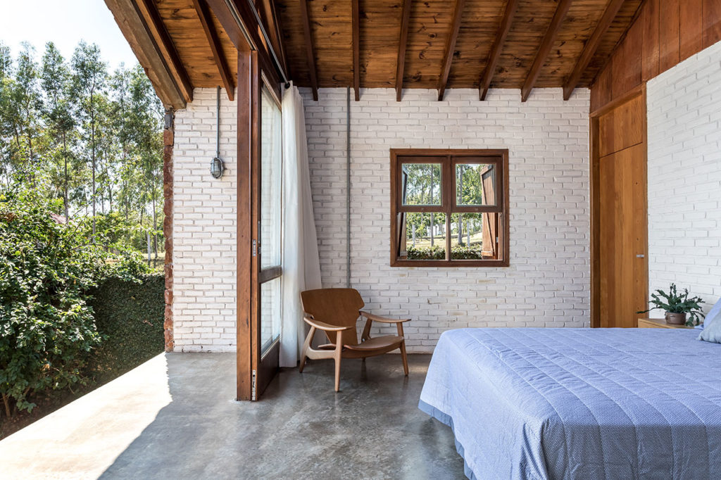 Lake House by Solo Arquitetos