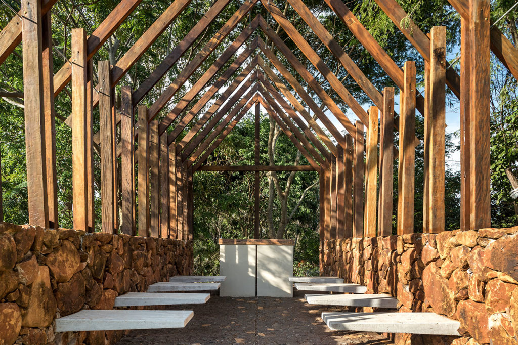 Lake House by Solo Arquitetos