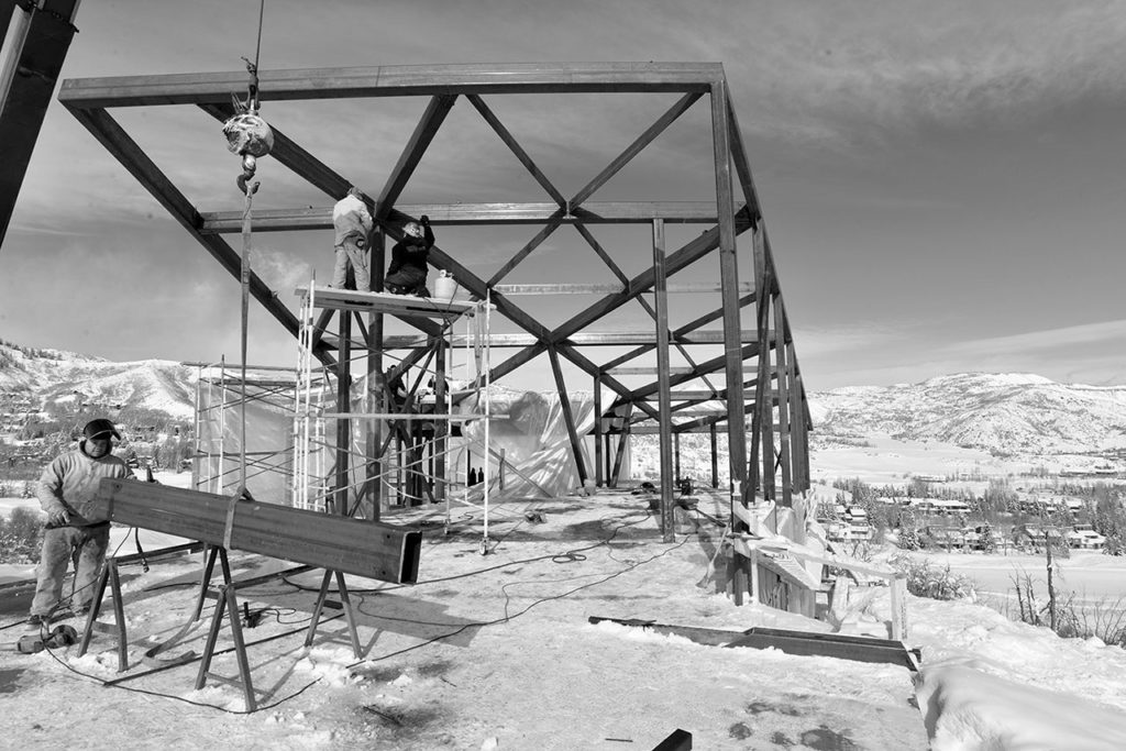 Owl Creek Residence by skylab