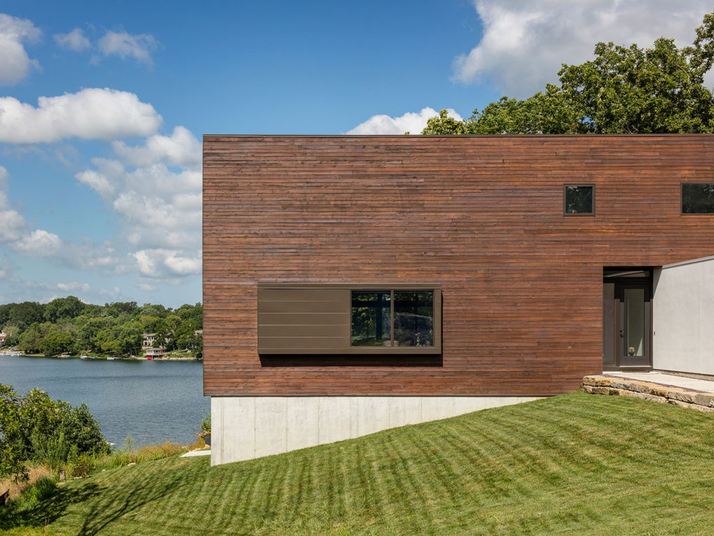 Modern Lodge by KEM STUDIO