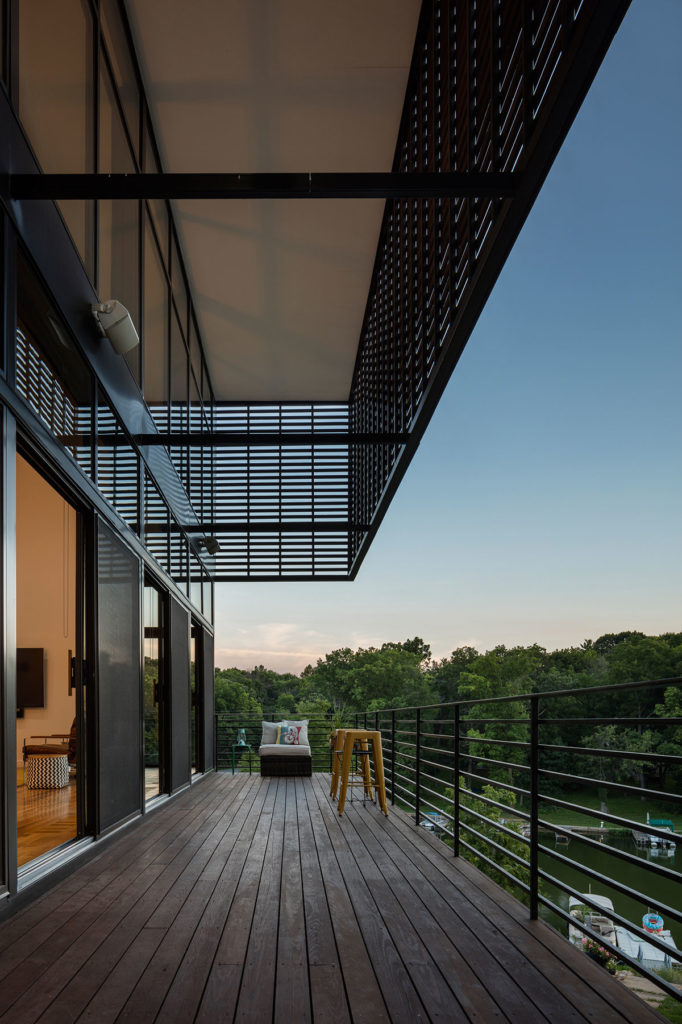 Modern Lodge by KEM STUDIO