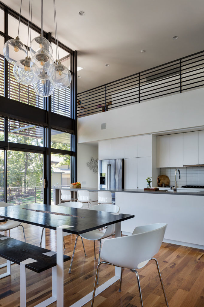 Modern Lodge by KEM STUDIO