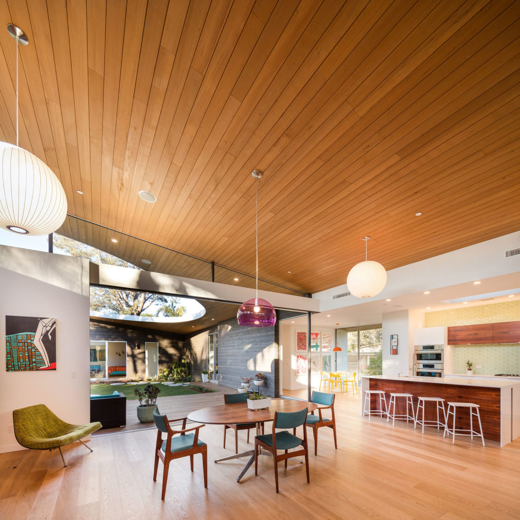 Avocado Acres House by Surfside Projects