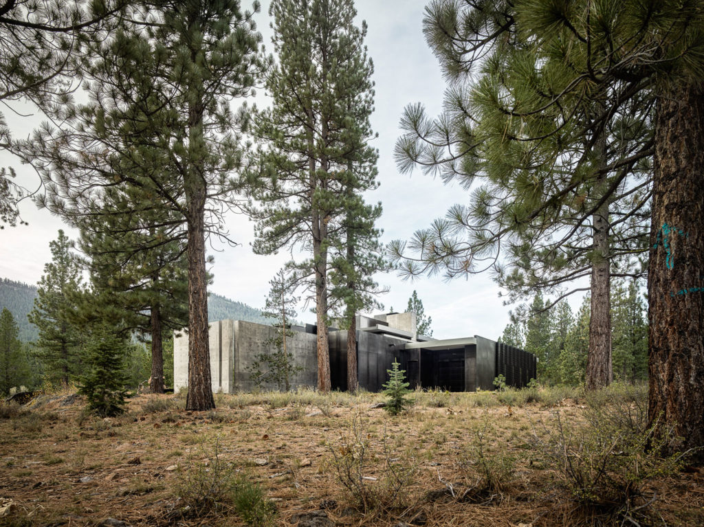 Creek House by Faulkner Architects
