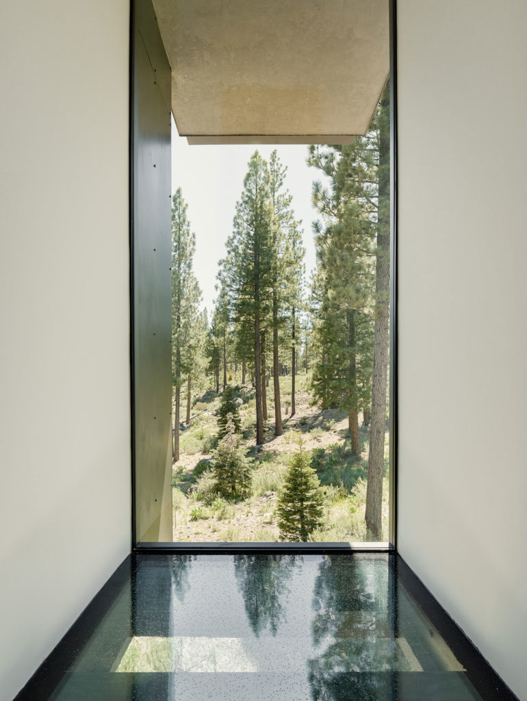 Creek House by Faulkner Architects