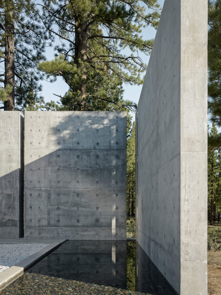 Creek House by Faulkner Architects