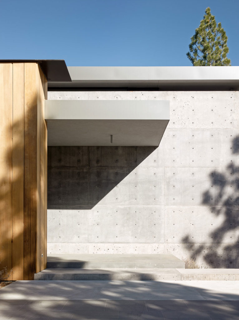 Creek House by Faulkner Architects