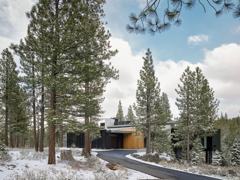 Creek House by Faulkner Architects