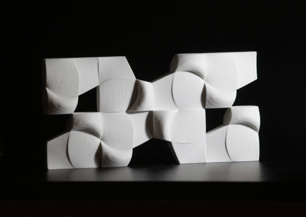 siuatlaixnamik (lovers), sandstone sculpture