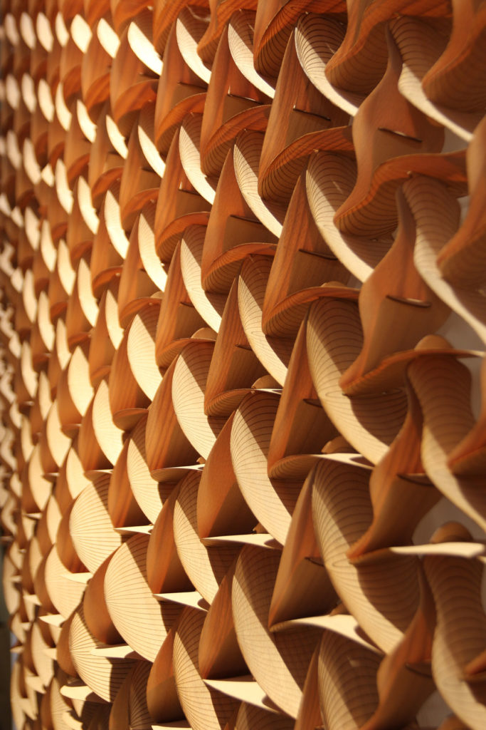 Detail wood sculpture