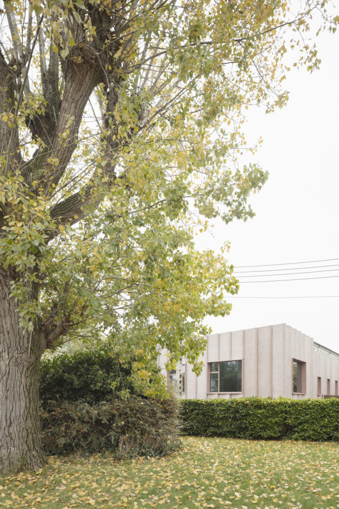 Jaurès recreation center by Graal