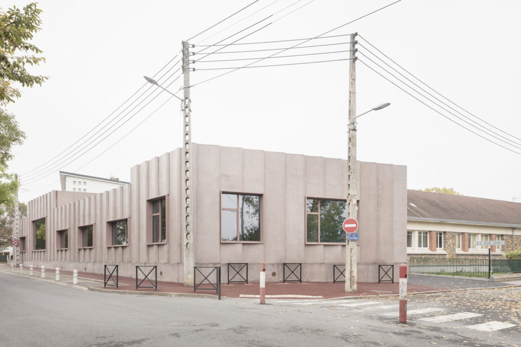 Jaurès recreation center by Graal