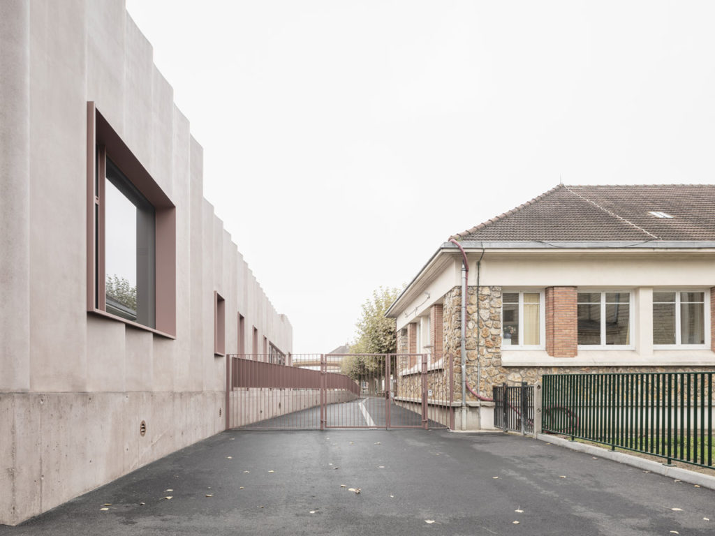 Jaurès recreation center by Graal