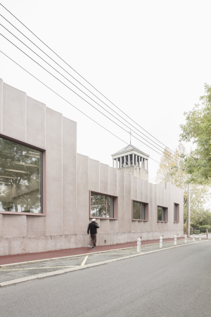 Jaurès recreation center by Graal