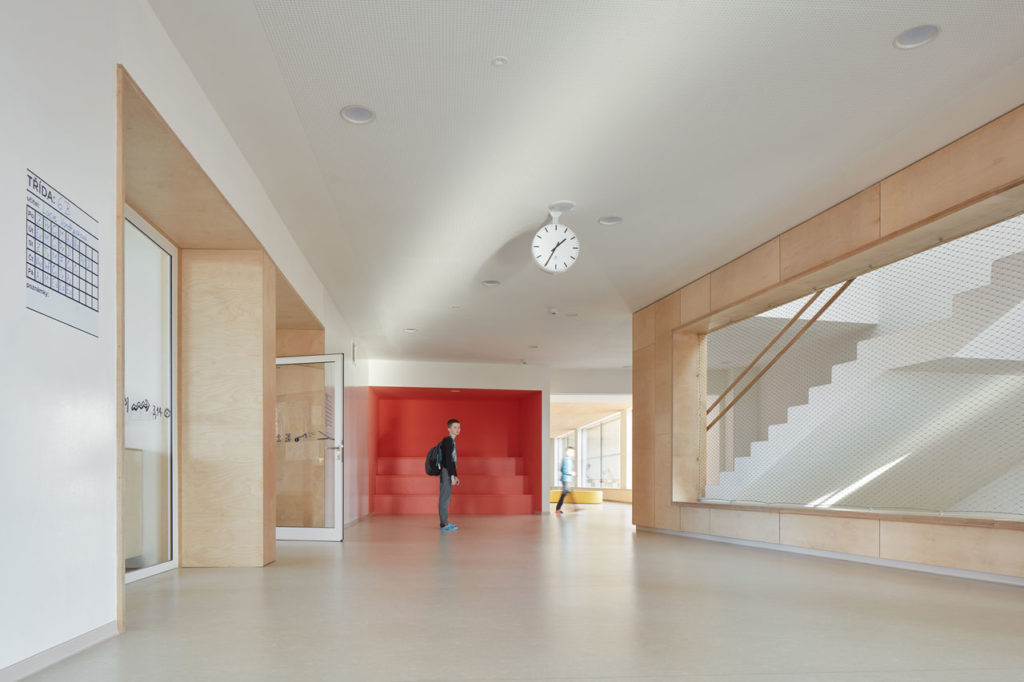 Elementary School Amos by SOA architekti