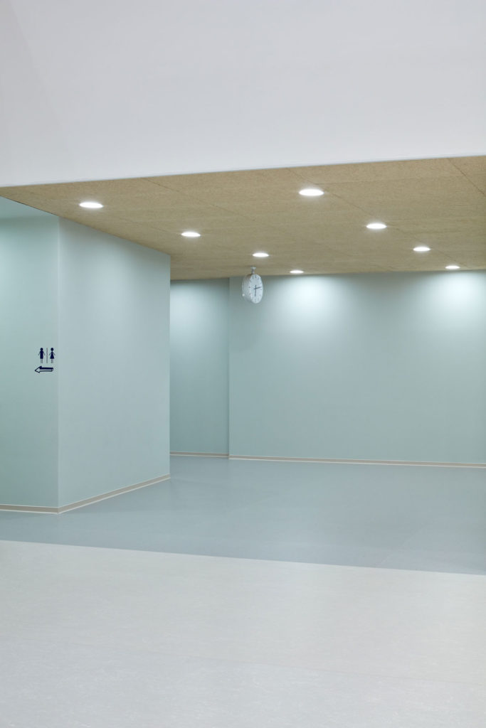 Elementary School Amos by SOA architekti