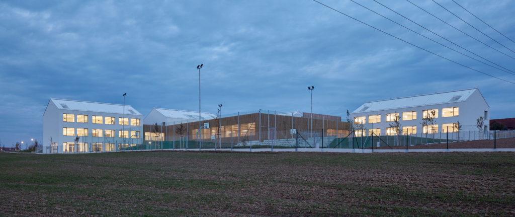 Elementary School Amos by SOA architekti