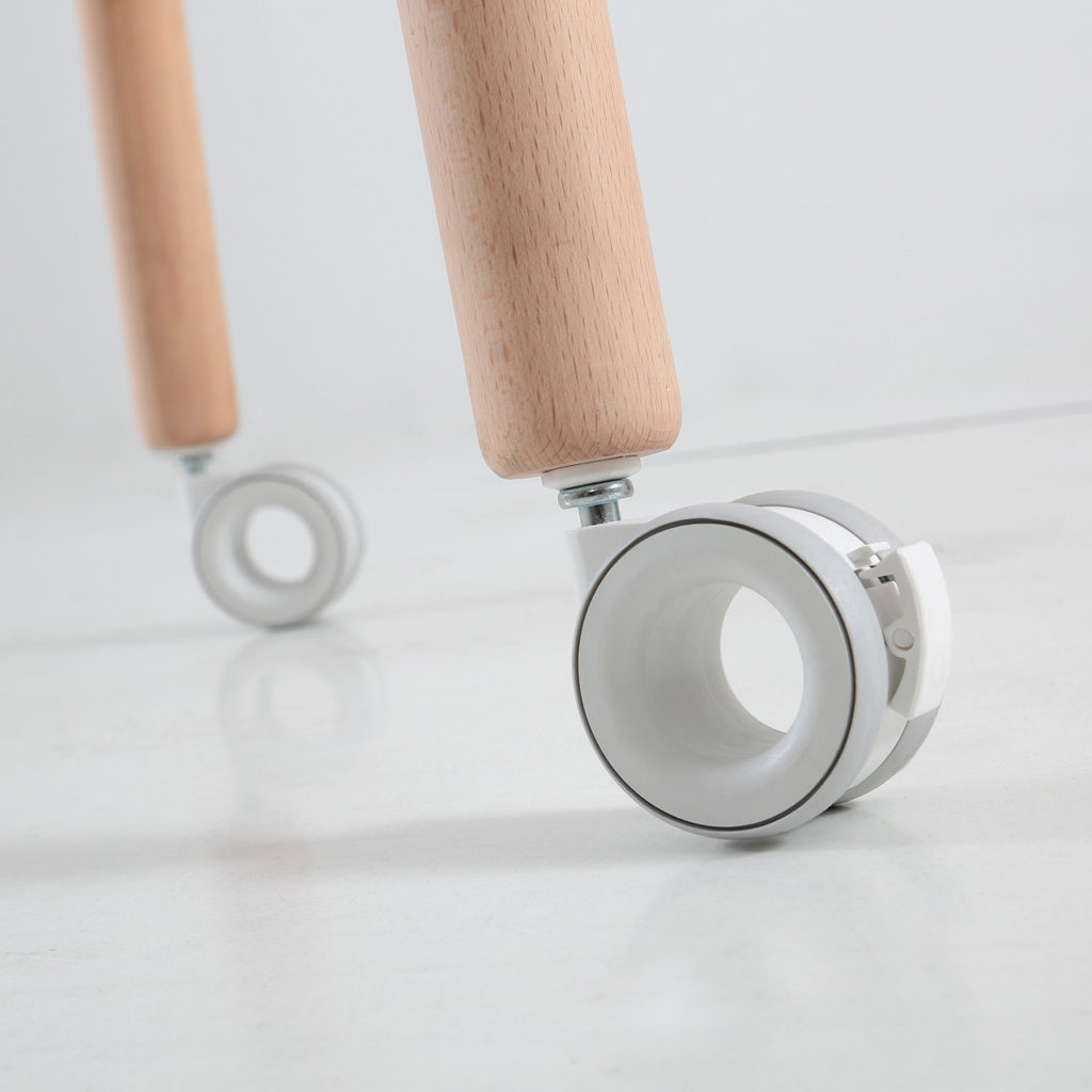 Cocoto, Ximo Roca Design mini-cradle that evolves with the baby