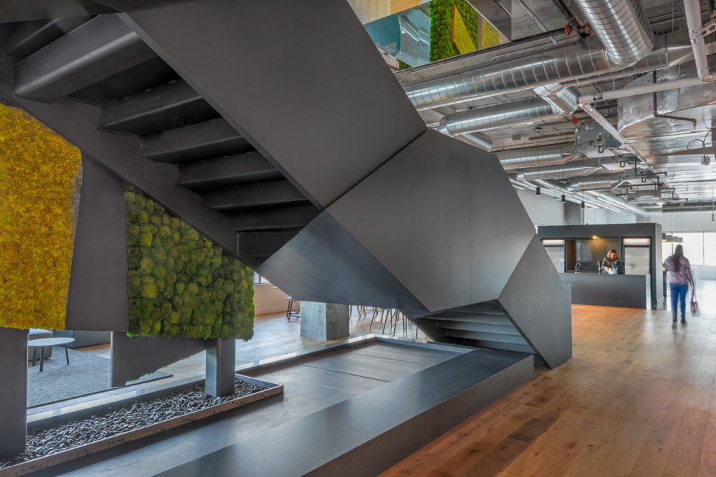 Telecon across Canada by Imperatori Design