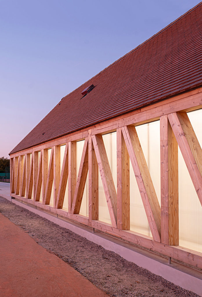 Garden Tennis Club of Cabourg by Lemoal Lemoal Architectes