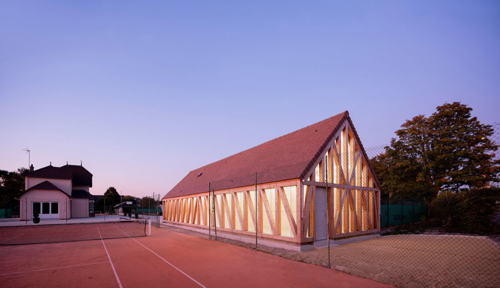 Garden Tennis Club of Cabourg by Lemoal Lemoal Architectes