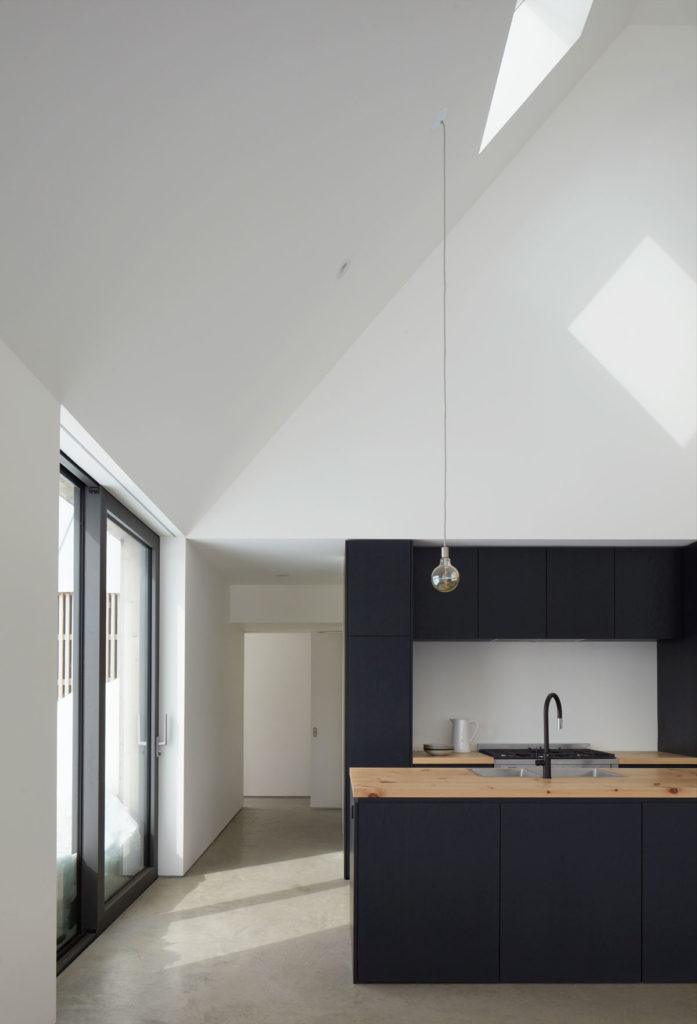 Hatley House by Pelletier de Fontenay in collaboration with François Abbott