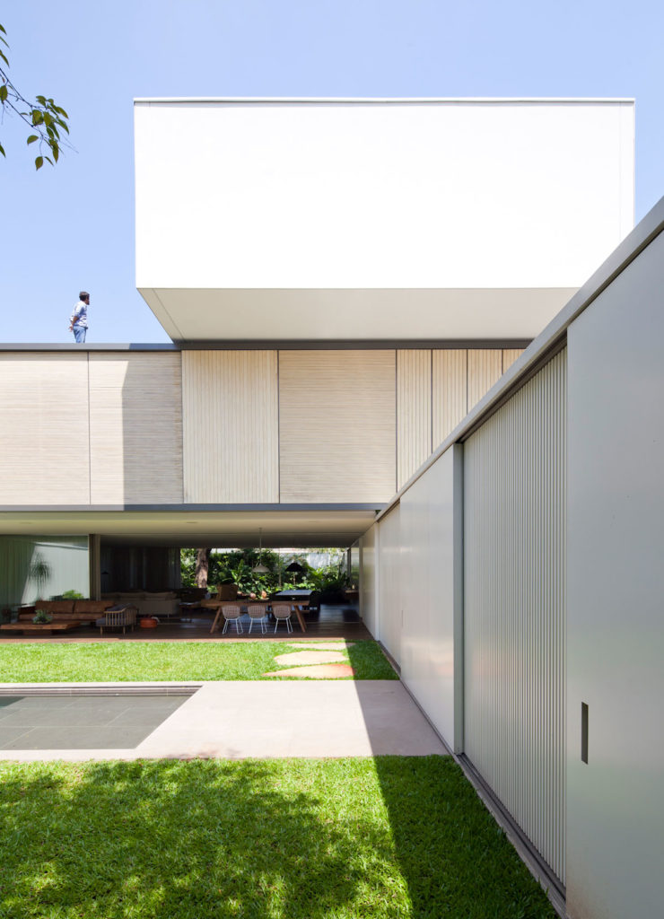 Belgica House by AMZ Arquitetos