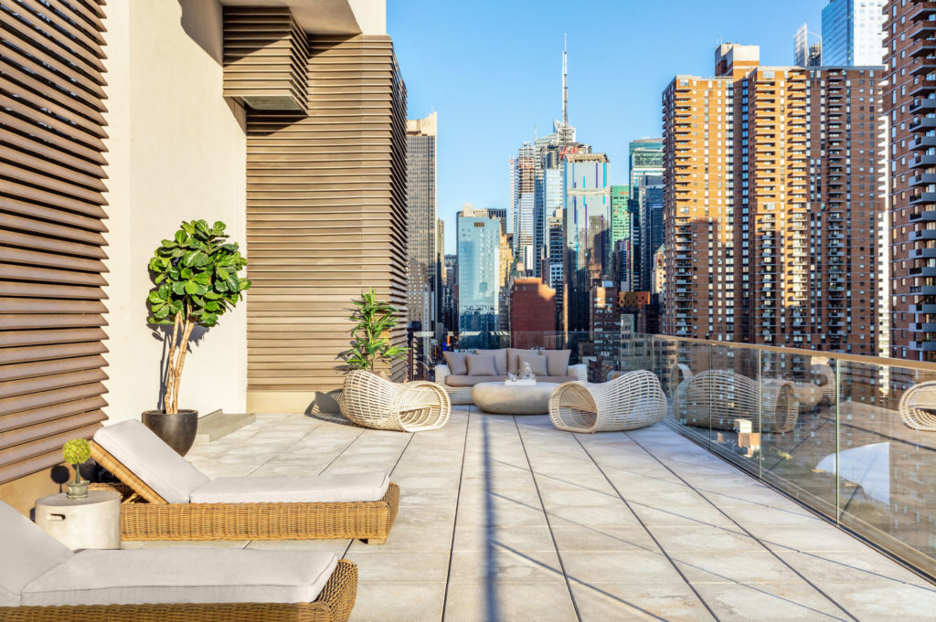 Condo unit - private terrasse