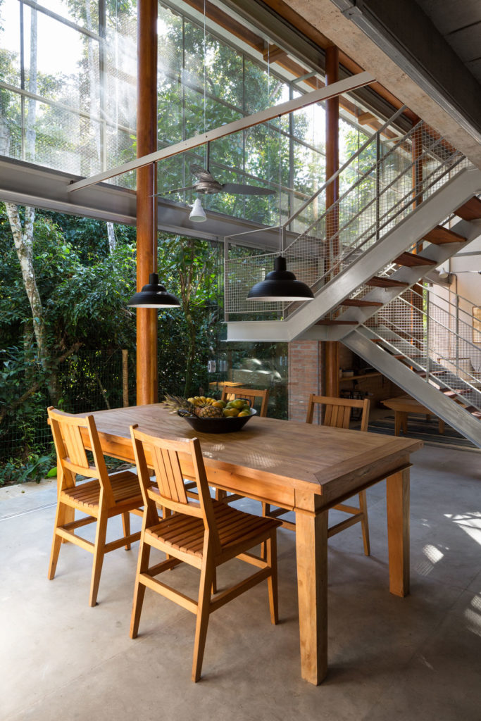 House at Prumirim Beach by Bruno Rossi Arquitetos