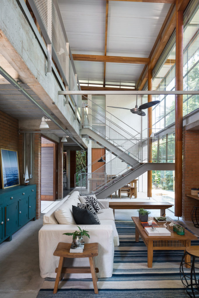 House at Prumirim Beach by Bruno Rossi Arquitetos