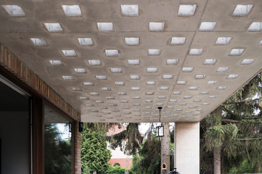 Family house on Nedű street by építész stúdió