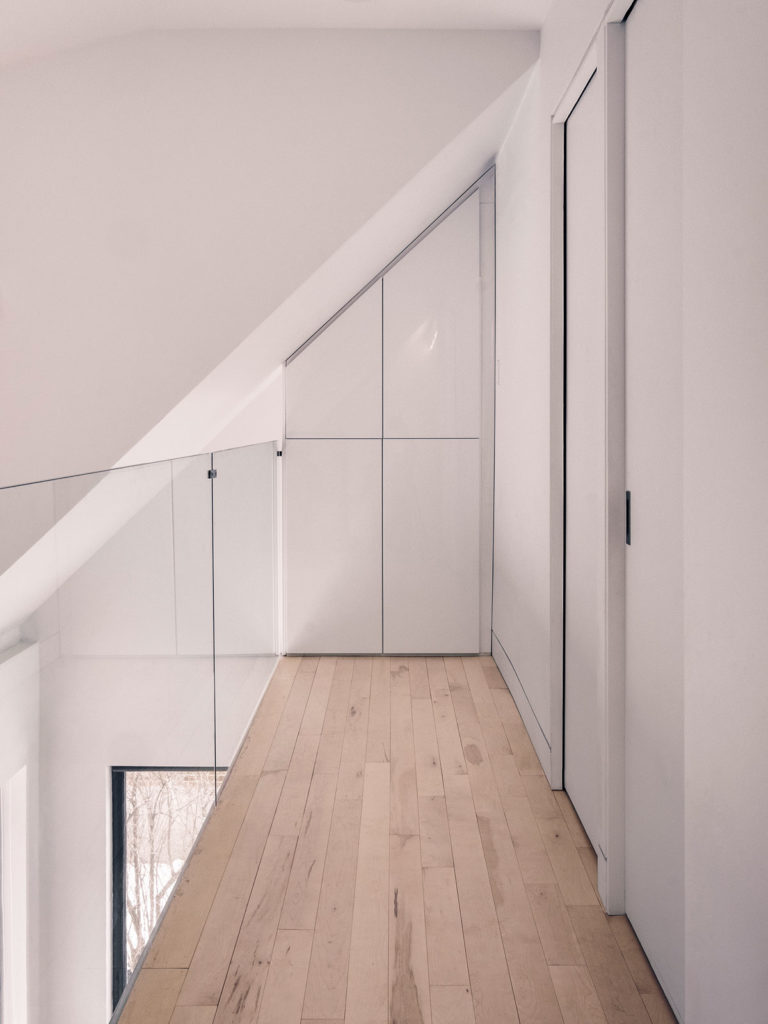 Maison Soeur: A Post‐War Residence Transformed Into Two Twin Houses