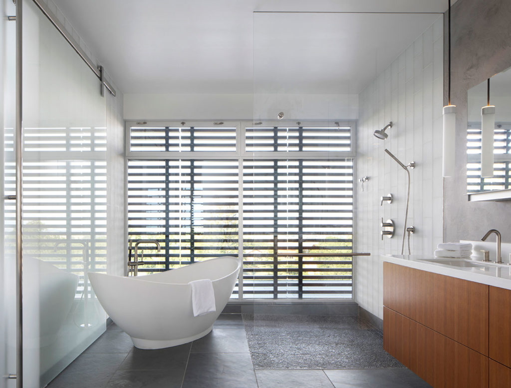 Tierwelthaus - a unique relationship between the home and the land