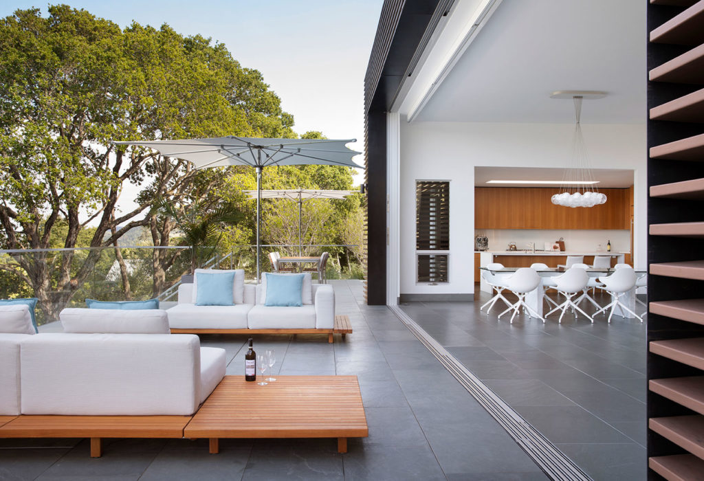 Tierwelthaus - a unique relationship between the home and the land