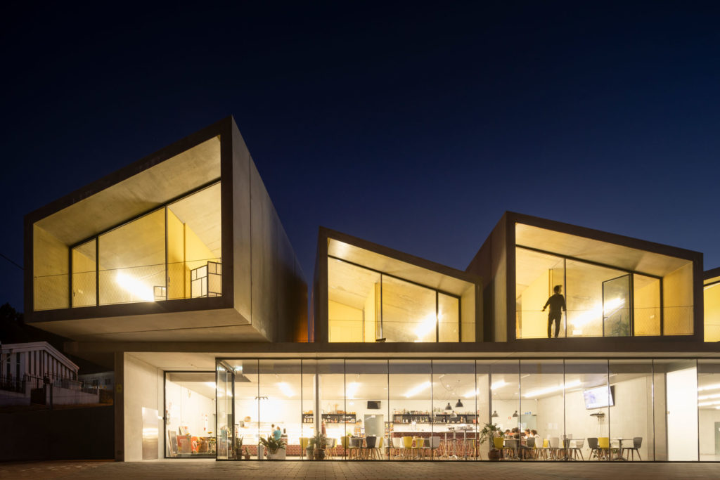 1000m2 Prefabricated by SUMMARY