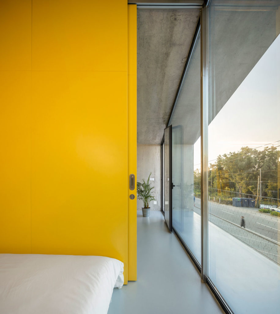 1000m2 Prefabricated by SUMMARY