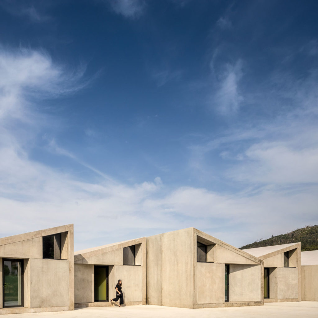 1000m2 Prefabricated by SUMMARY